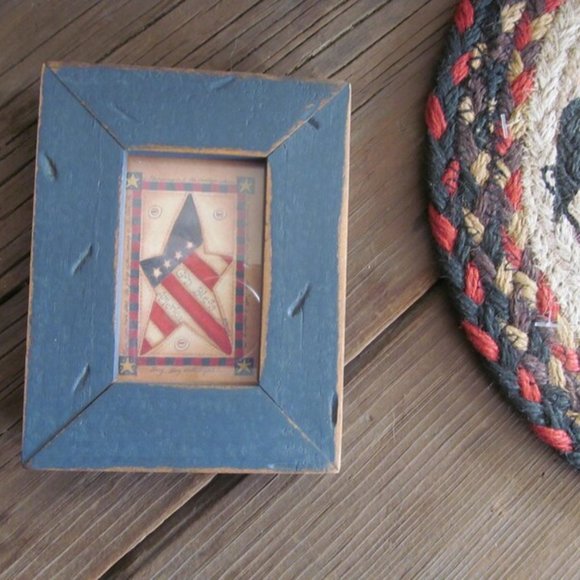 Primitive Framed Flag Star Picture Frame Primitive Decor Primitive Star Decor - Picture 2 of 3